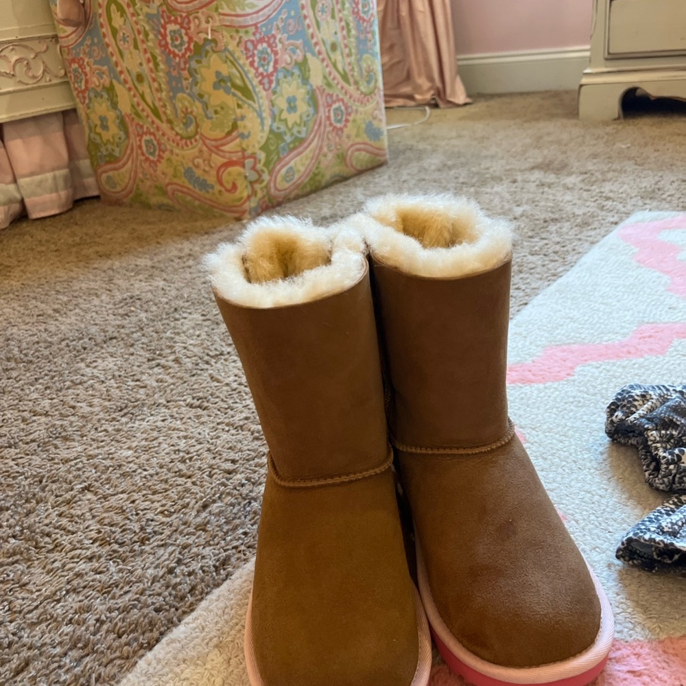 UGG Tan Kids Boots with Pink Soles and pink bows Like new